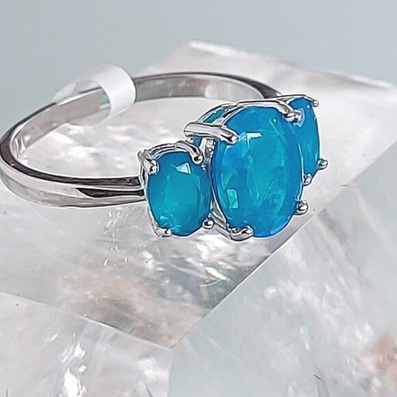 Natural Blue Fire Opal 925 Sterling Silver Ring - Picture 5 of 6